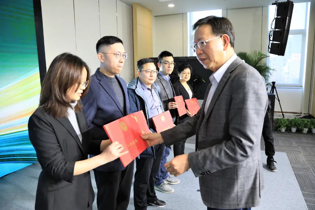 优秀专家表彰 (3).jpg