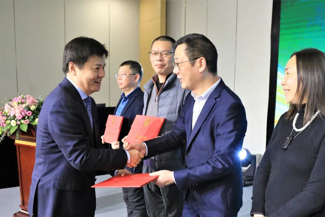 优秀专家表彰 (2).jpg