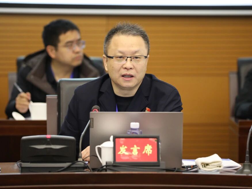 09f981a014022e85a35b52b4baeb24ac