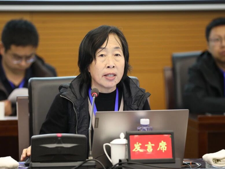 4bc2557f78b99e8748e54edbd9e1155f