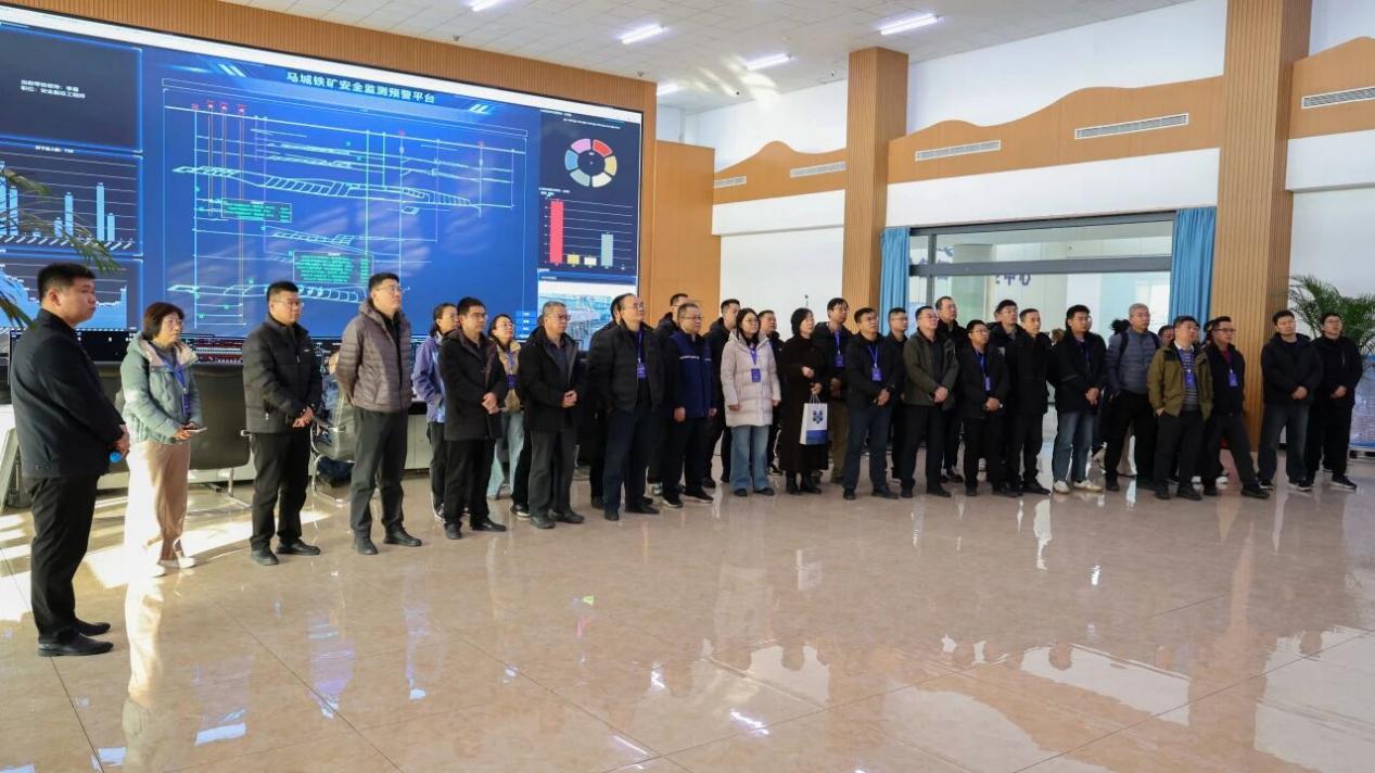 174d84c570128f0b86a7c94f61748351